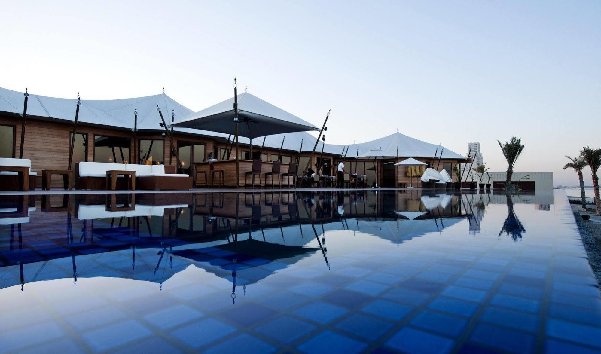 The Ritz-carlton Khaimah, Al Hamra 5*